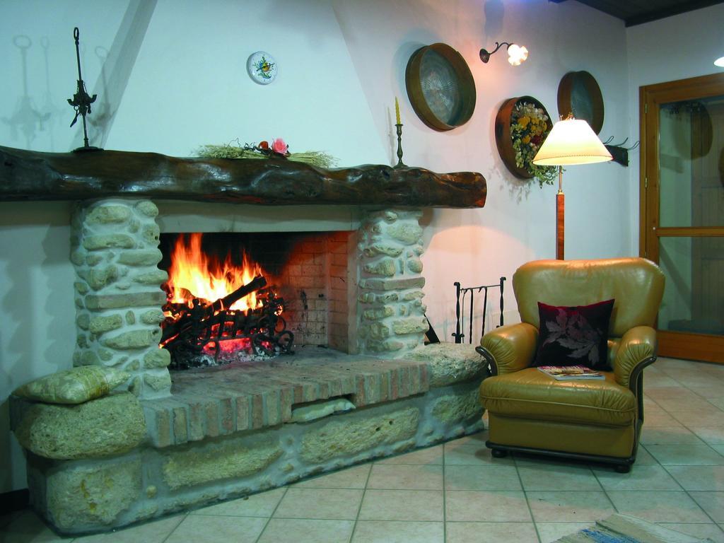 Agriturismo Ca'De'Gatti Faença Exterior foto